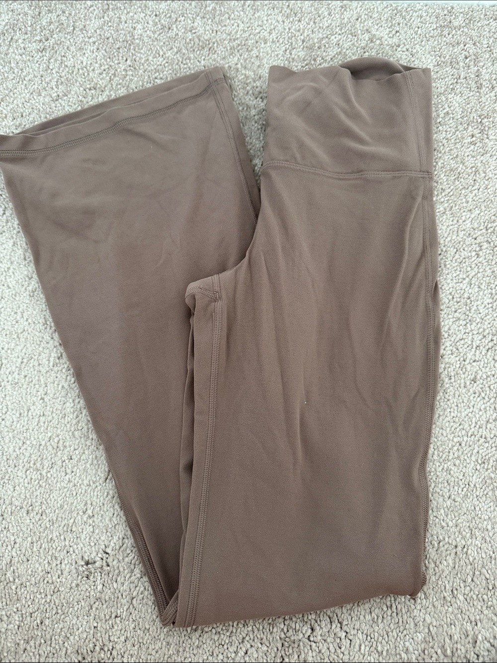 Aritzia TNA Soft Brown High-Waist Active Leggings
